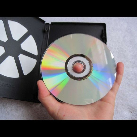 10000 Saints Ethan Hawke Asa Butterfield 2015 DVD Movie Bundle for $3 Rage Riot - Picture 5 of 5